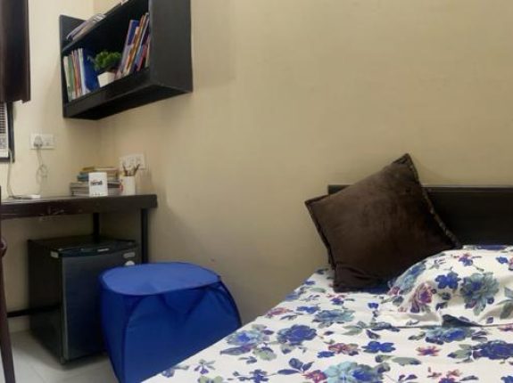 14 Luxury Single Room