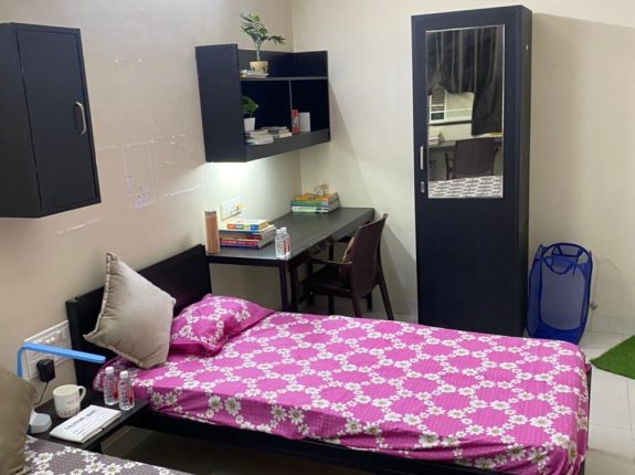 3 double sharing girls hostel room in kota