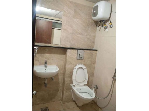 7 Room Toilets