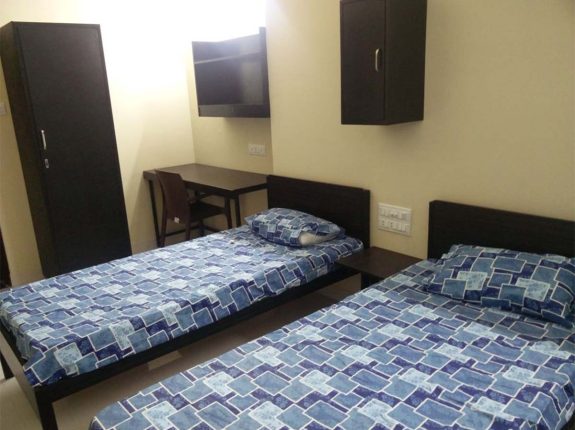 7 twin sharing room for girls in kota hostel